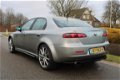 Alfa Romeo 159 - 3.2i V6 TI 260pk ECC/cruise/leer/PDC/6-bak/lm velgen 19inch - 1 - Thumbnail