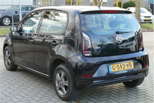 Volkswagen Up! - 1.0 BMT high up Clima, Cruise, Stoelverw, LM Velgen, Bluetooth, Smartphonedock - 1