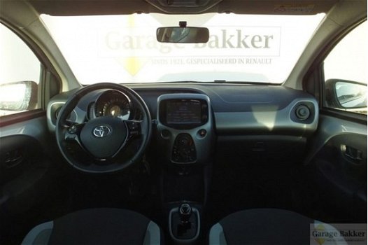 Toyota Aygo - 1.0 VVT-i Automaat X-play - 1