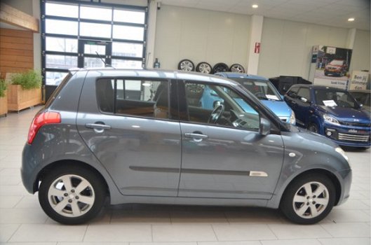 Suzuki Swift - 1.3 Shogun [DEALER OH |STOOT LIJST | AIRCO | LAGE KM] - 1