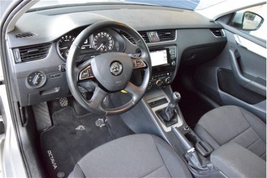 Skoda Octavia Combi - 1.6 TDI Greenline Businessline navi - 1