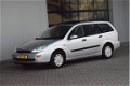 Ford Focus Wagon - 1.6-16V Ghia schuifdak trekhaak - 1 - Thumbnail