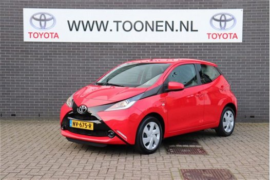 Toyota Aygo - 1.0 VVT-i x-play Airco-Parkeercamera - 1