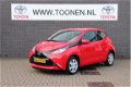 Toyota Aygo - 1.0 VVT-i x-play Airco-Parkeercamera - 1 - Thumbnail