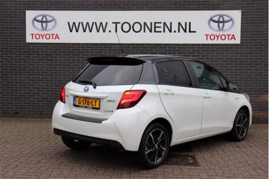 Toyota Yaris - 1.5 Hybrid Bi-Tone Cruise control-Parkeercamera-Airco - 1