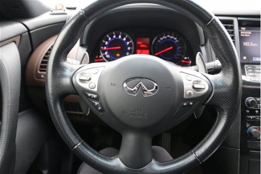 Infiniti FX - 50 S - Schuifdak - Leder - Navi - 1