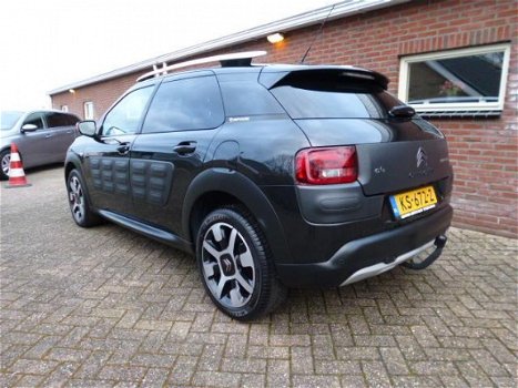 Citroën C4 Cactus - 1.2 PureTech Rip Curl 110PK PANODAK NAVI ECC 17 INCH LM VELGEN - 1