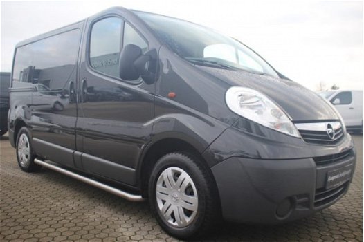 Opel Vivaro - 2.5CDTI 145pk L1H1 | Navi | Trekhaak | Cruise | Airco | Sidebars | Lease 130, - p/m - 1