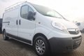 Opel Vivaro - 2.5 CDTI 115pk L1H1 | Imperiaal | Camera | Trekhaak | Parrot | LMV | Lease 139, - p/m - 1 - Thumbnail