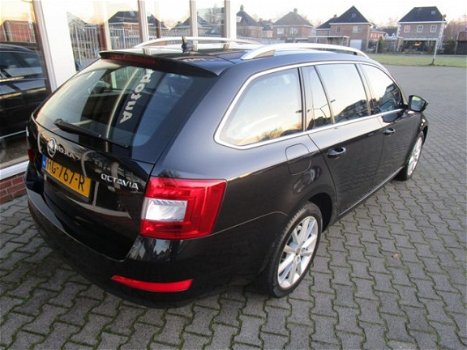 Skoda Octavia Combi - 1.6 TDI BUSINESSLINE - 1