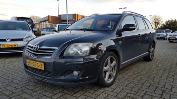 Toyota Avensis - 2.2 D-4D LUNA BUSINESS - 1