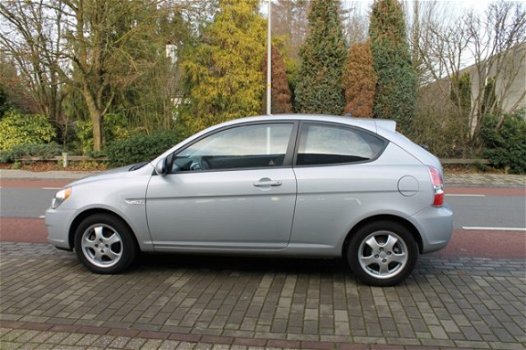 Hyundai Accent - 1.4 I - 1