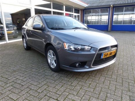 Mitsubishi Lancer Sportback - 1.8 Invite 1.8 5 Drs Sportback, Airco, Trekhaak, Cruise - 1