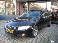 Volvo V70 - 2.4D MOMENTUM 175 Pk Schuifdak