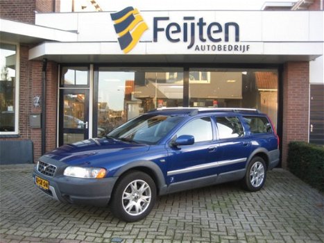 Volvo XC70 - 2.5 T AWD OCEAN RACE AUTOMAAT 210 Pk - 1