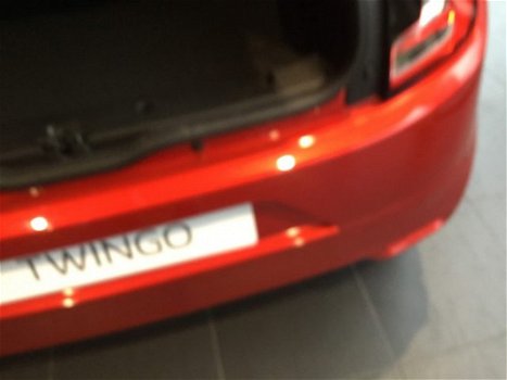 Renault Twingo - SCe 75 Collection Rijklaar € 13.996, - 1