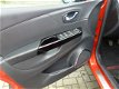 Renault Captur - TCe 90PK Helly Hansen / R-Link / Camera / 17'' Lmv / Nieuwstaat - 1 - Thumbnail