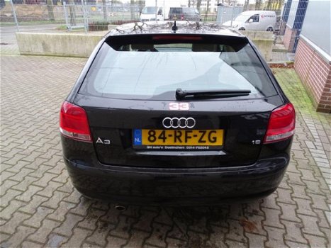 Audi A3 - 1.6 Attraction - 1