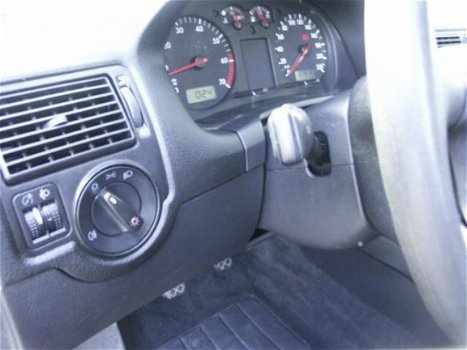 Volkswagen Golf Variant - 1.4-16V Comfortline '00, 157000 KM, AIRCO, APK 06-2020, IN NETTE STAAT - 1