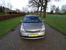 Toyota Prius - 1.5 VVT-i