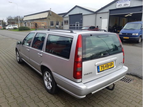 Volvo V70 - 2.5 D Europa Exclusive - 1