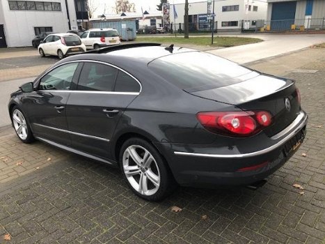 Volkswagen Passat CC - 2.0 TDI BlueMotion 4p. R-Line 170pk Xenon Panoramadak Pdc - 1