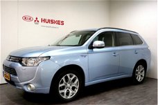 Mitsubishi Outlander - 2.0 PHEV Instyle Navigatie, Lederen bekleding, Schuifdak, Alarm