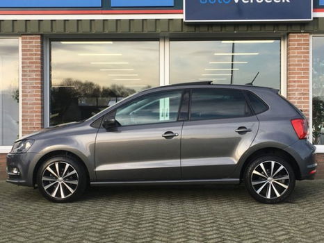 Volkswagen Polo - 1.2 TSI DSG Highline | Navigatie groot | Panorama dak | Adaptive Cruis control | P - 1