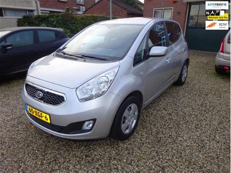 Kia Venga - 1.4 CVVT Plus Pack Airco, Cruise controle, Navigatie, Achteruitrijcamera, Set winterband - 1