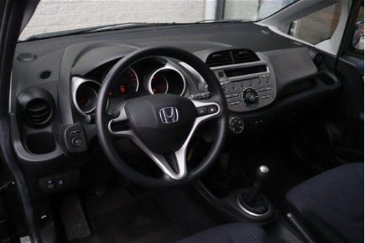 Honda Jazz - 1.2 Trend (AIRCO/LMV/RADIO CD/TREKHAAK) - 1