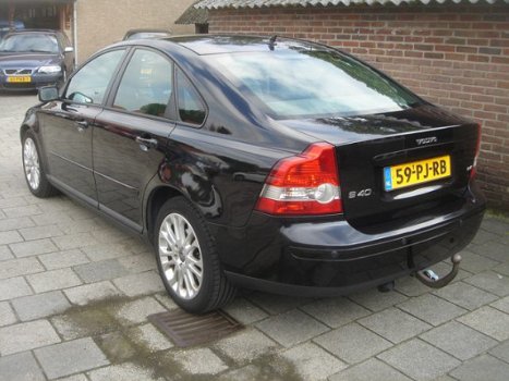 Volvo S40 - 2.4i Momentum Youngtimer - 1