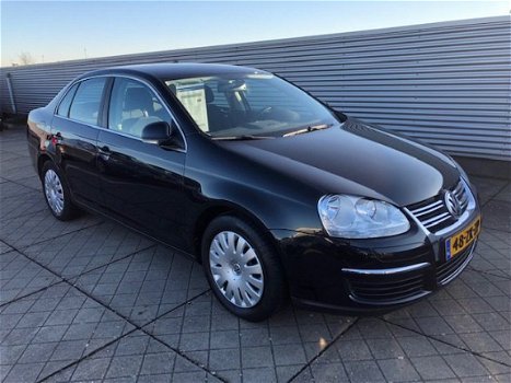 Volkswagen Jetta - 1.4 TSI 140pk Comfortline / Airconditiong / Parkeersensoren - 1