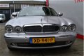 Jaguar XJ - 3.5 V8 LWB DEALER AUTO XJ 3.5 V8 141000 ABSOLUTE NIEUWSTAAT - 1 - Thumbnail