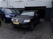 Volkswagen Touareg - 2.5 TDI bj 2006 defect motor - 1 - Thumbnail