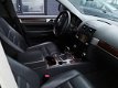 Volkswagen Touareg - 2.5 TDI bj 2006 defect motor - 1 - Thumbnail