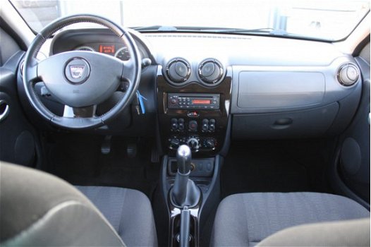 Dacia Duster - 1.6 Lauréate 2wd | AIRCO | CRUISE | TREKHAAK | - 1