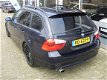 BMW 3-serie Touring - 320i Executive APK tot 06-11-2020 - 1 - Thumbnail