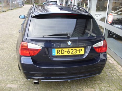 BMW 3-serie Touring - 320i Executive APK tot 06-11-2020 - 1