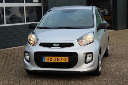 Kia Picanto - 1.0 CVVT EconomyLine (66pk) 5-drs/ Bumpers in kleur/ Deelbare achterbank/ Stuurbekr./ - 1