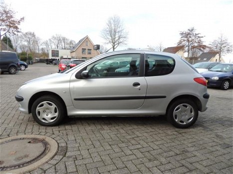Peugeot 206 - 1.4 Gentry , Automaat, Airco - 1
