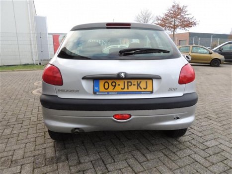 Peugeot 206 - 1.4 Gentry , Automaat, Airco - 1