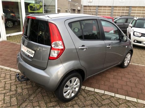 Suzuki Splash - 1.2 Exclusive trekhaak, airco, radio cd speler, lichtmetalen velgen, zomer en winter - 1