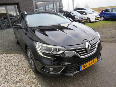 Renault Mégane Estate - 1.5 dCi Bose Trekhaak Achteruitrijcamera Navi Clima PDC Massage - 1