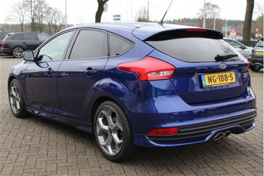 Ford Focus - ST 2.0 TDCI 185PK 4.312 km / ST-Line / Leder / Navigatie / Sportstoelen - 1