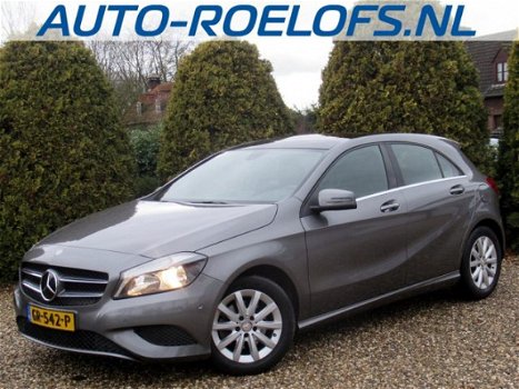 Mercedes-Benz A-klasse - 180 Prestige / Navi / Panoramadak - 1