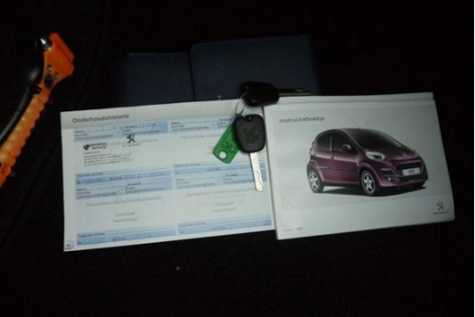 Peugeot 107 - 1.0 Access Accent Airco/Nav - 1