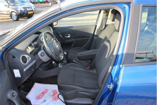 Renault Clio Estate - 1.2 TCE Sélection Business Sport airco, climate control, navigatie, cruise con - 1