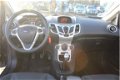 Ford Fiesta - 1.6 TDCi ECOnetic Trend Euro 5 airco, climate control, stoelverwarming, cruise control - 1 - Thumbnail