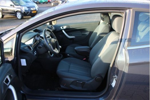 Ford Fiesta - 1.6 TDCi ECOnetic Trend Euro 5 airco, climate control, stoelverwarming, cruise control - 1