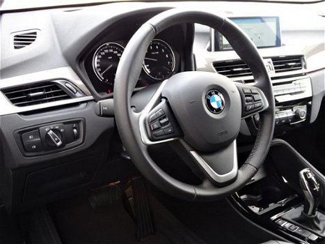 BMW X1 - 2.0i sDrive X-Line | Exe.Ed. | Navi Plus | HUD | Camera - 1